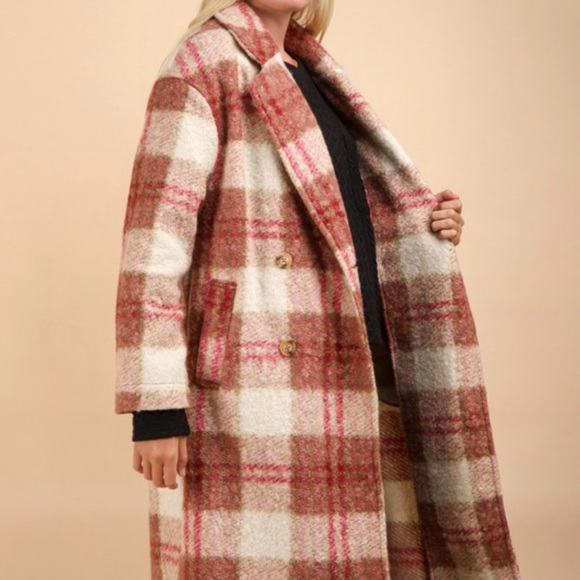 Women’s Plaid Winter Coat - Picture 3 of 3